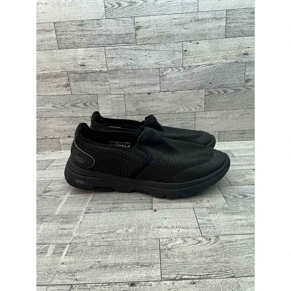 Skechers GOwalk 5 Slip On Shoes Men 9.5 XXWideBlack ULTRA GO Air Cooled Goga Mat